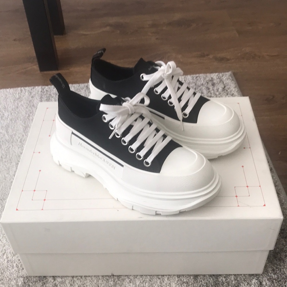 ALEXANDER MCQUEEN Black & White Low Tread Slick Sneakers - size 37.5
